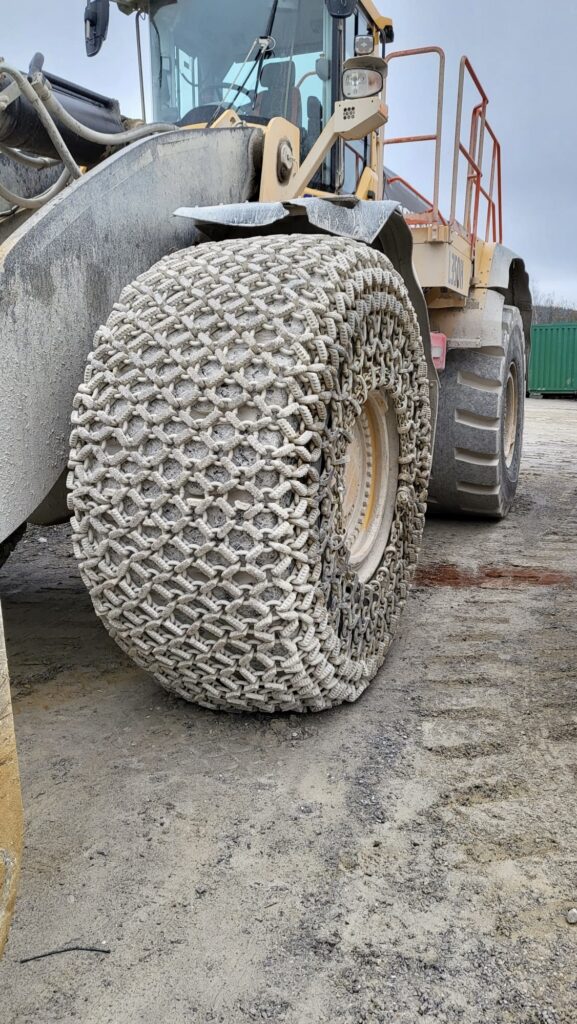 Chaînes de protection de pneus pour industries